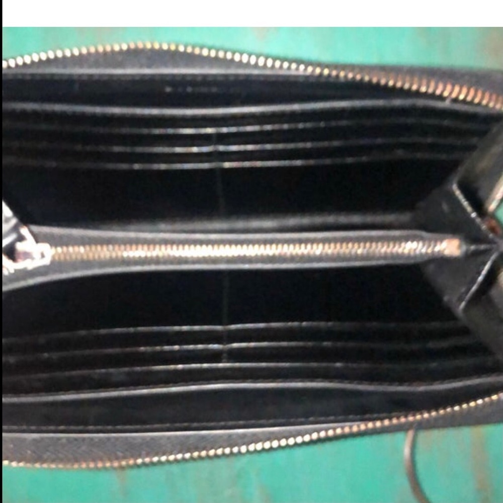 Burberry Wallet - Picture 4 of 7